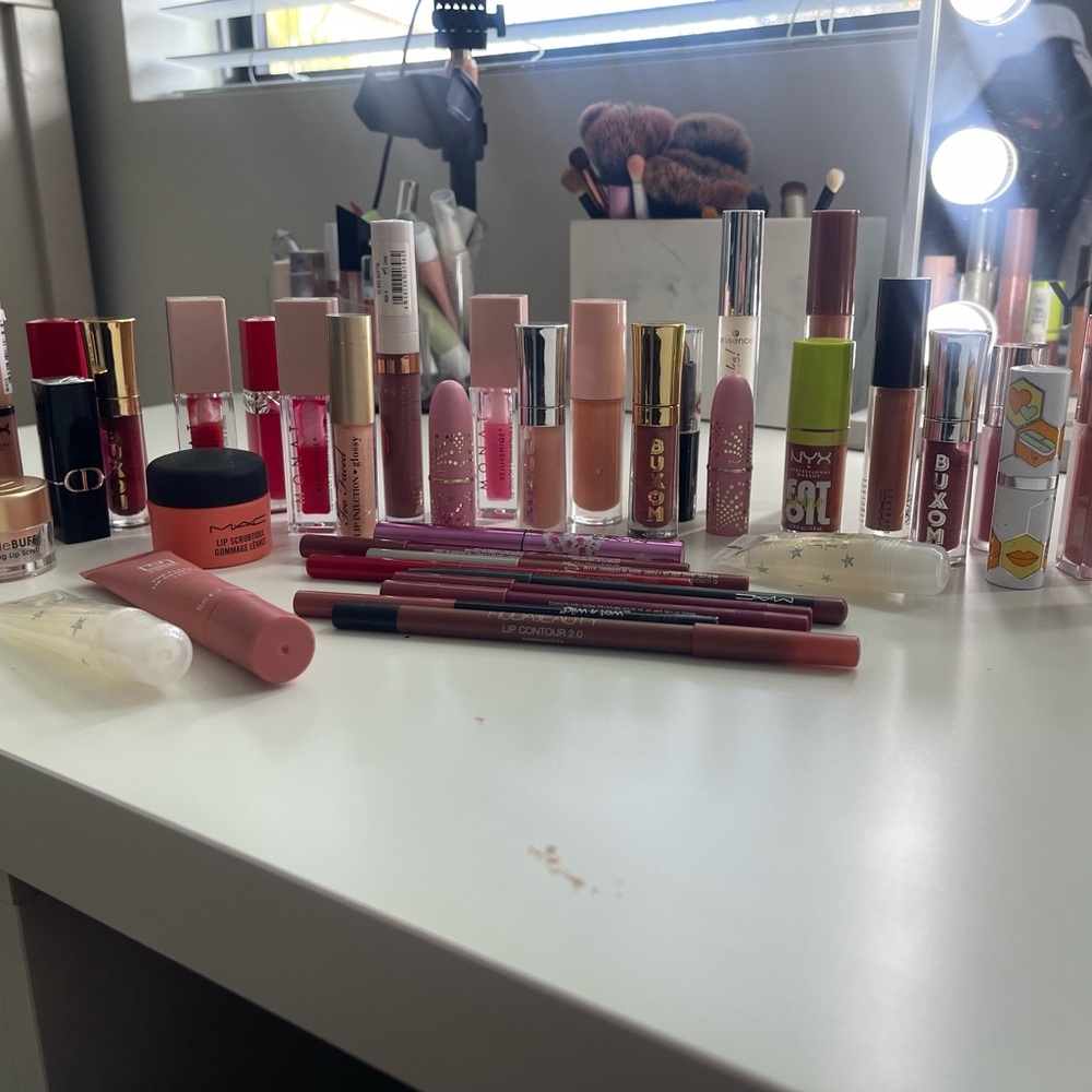 Assorted Lipstick and Lip Gloss Set